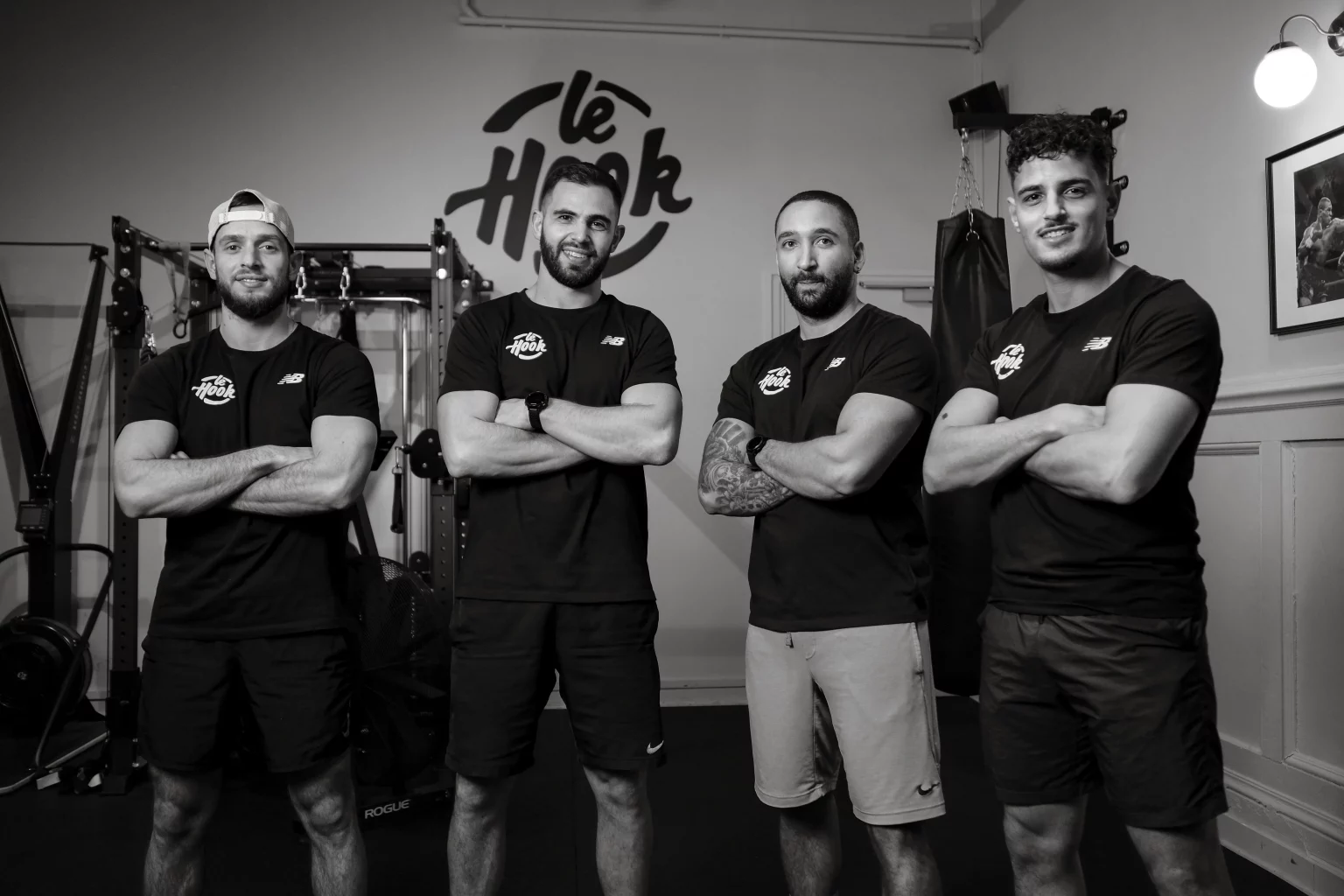 L'equipe de coachs sportifs diplomes de la salle de sport Le Hook a Lille