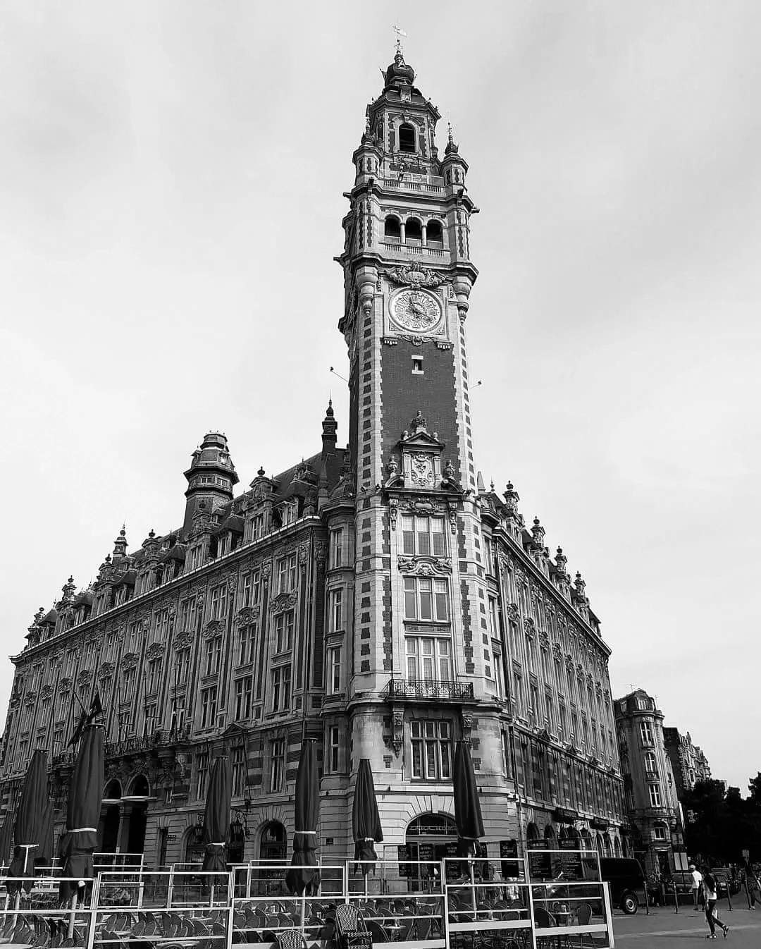 La chambre de commerce de Lille, la Nouvelle Bourse, qui abrite la salle de sport Le Hook