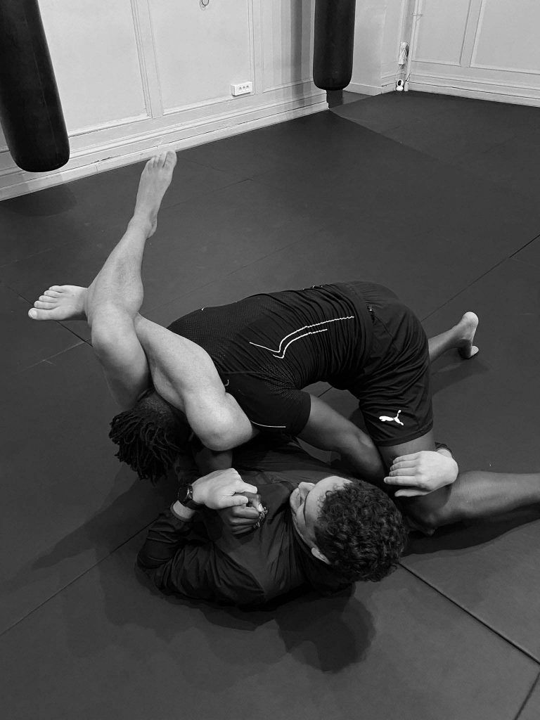 technique-grappling-triangle